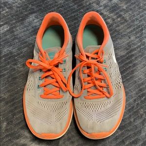 Nike Flex 2016 Run Sneakers